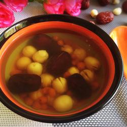 莲子红枣枸杞汤的做法[图]