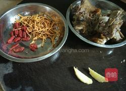 虫草花煲鸭汤的做法图解1