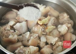 沙姜猪蹄的做法图解3