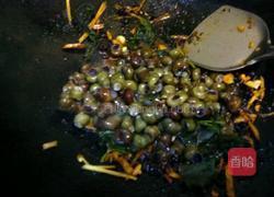 紫苏豉酱炒石螺的做法图解7