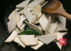 青椒鸡腿菇的做法图解4