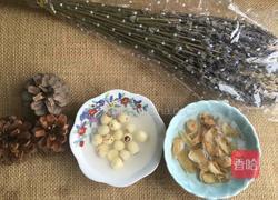红豆莲子茯苓汤的做法图解3