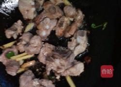 排骨烧年糕的做法图解9