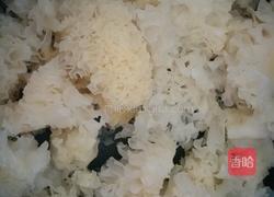冰糖炖银耳的做法图解3