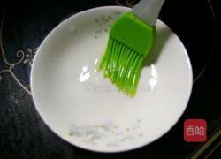 微波炉酱油鸡蛋的做法图解2