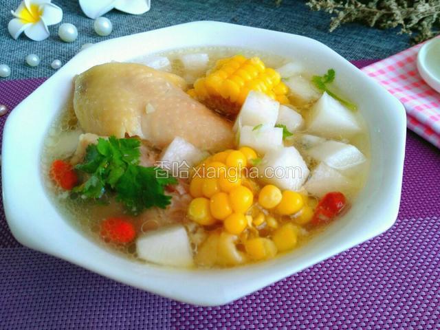 出锅啦，撒上香菜，有食欲吗？