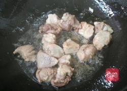 胡萝卜烧肉的做法图解3