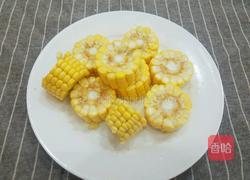 萝卜玉米汤的做法图解1