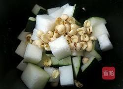 冬瓜莲子汤的做法图解4