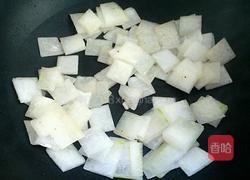 腊肠炒冬瓜的做法图解4