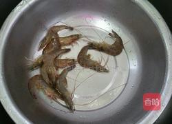 麦片虾的做法图解1