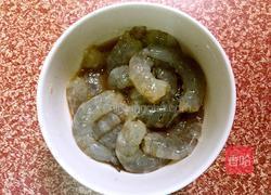 酥炸虾仁的做法图解1