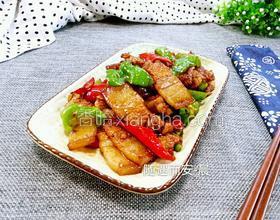 辣椒炒五花肉