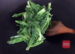 素炒油麦菜的做法图解6