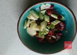 干煸大头菜的做法图解3