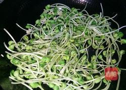 清炒黑豆芽的做法图解3