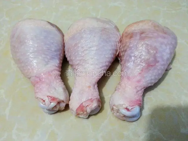 准备好鸡腿