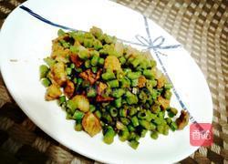 豇豆肉丁的做法图解7