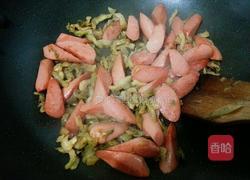 火腿肠炒榨菜的做法图解5