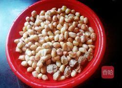话梅煮花生的做法图解1