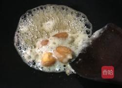 咸蛋黄炒蟹的做法图解14