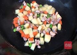 咖喱鸡肉土豆饭的做法图解4