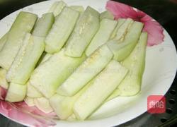 清蒸五香蒜蓉茄子的做法图解2