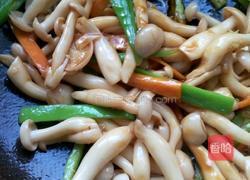 素炒白玉菇的做法图解6