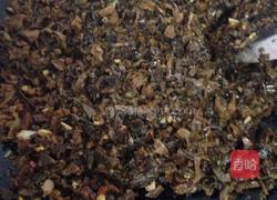 重庆咸菜扣肉的做法图解9