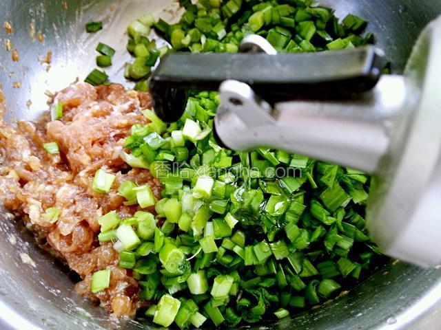 加入油