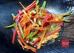 三丝炒河粉的做法图解3