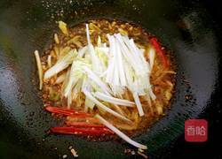 老干妈素炒饼的做法图解6