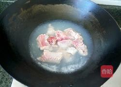 青豆排骨汤的做法图解2