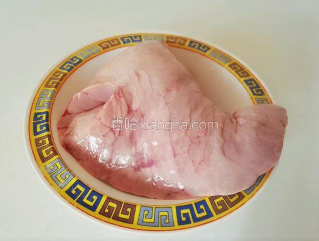 猪肺清洗干净