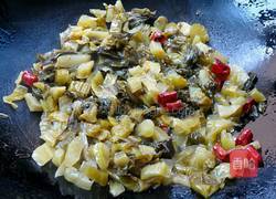 酸菜炖冬瓜的做法图解5