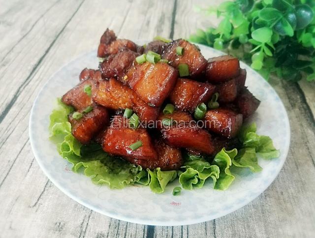 出锅点缀葱花即可
