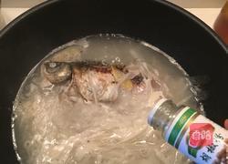 白萝卜丝鲫鱼汤的做法图解6