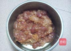 芹菜面条的做法图解1