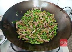 榨菜炒毛豆的做法图解8