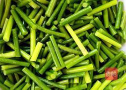 蒜苔腊肉的做法图解4