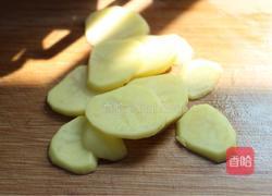 洋葱炒土豆片的做法图解3