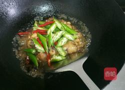 辣椒炒鸡腿的做法图解7