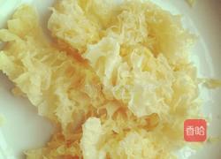 鸡蛋雪耳糖水的做法图解2