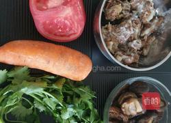 炒荞麦鱼的做法图解1