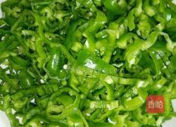青椒炒肉丝的做法图解2