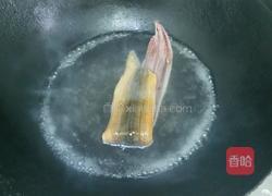 鳝片炒洋葱的做法图解2