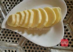 蜜汁土豆的做法图解2