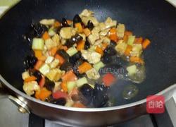 五彩鸡丁的做法图解9