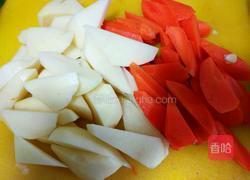 排骨焖锅的做法图解3