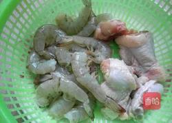 麻辣海鲜锅的做法图解1